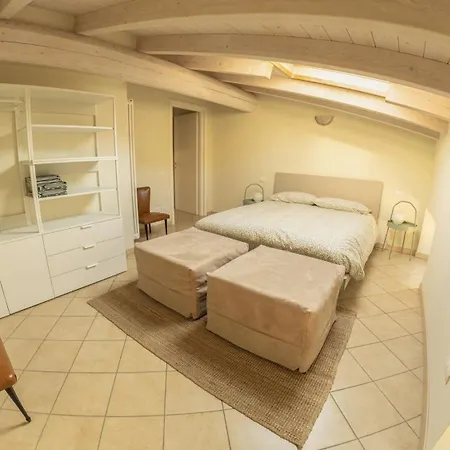 Apartment Casetta Delle Rondini Toscolano Maderno