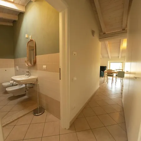 Casetta Delle Rondini *