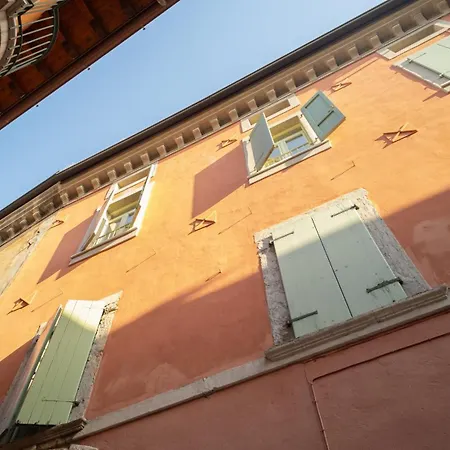 Apartment Casetta Delle Rondini