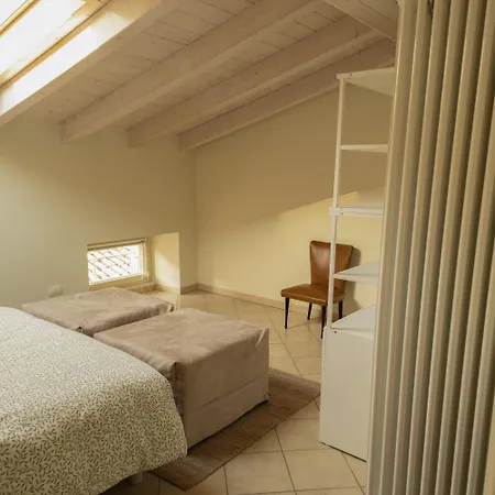 Casetta Delle Rondini Apartment *